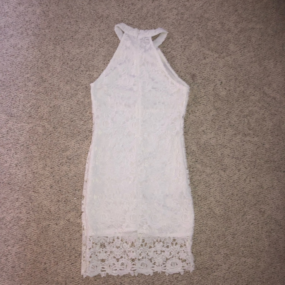 WHITE LACE DRESS - Picture 4 of 4